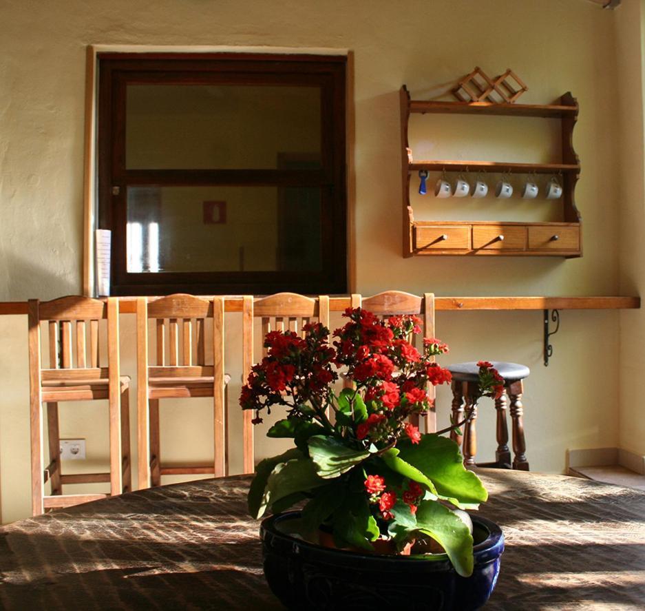 Casa Antiquary Hostel Бенитачел Екстериор снимка