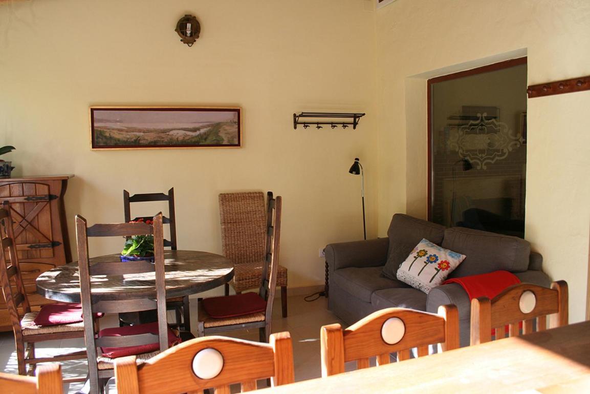 Casa Antiquary Hostel Бенитачел Екстериор снимка