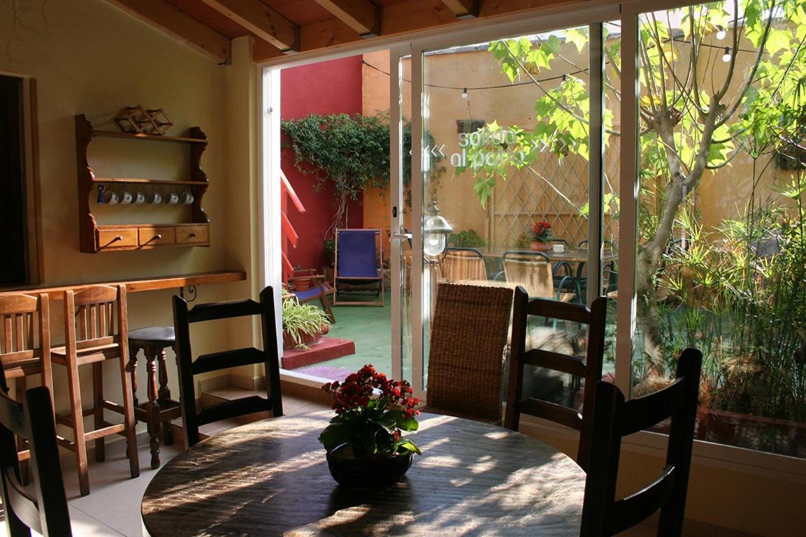 Casa Antiquary Hostel Бенитачел Екстериор снимка
