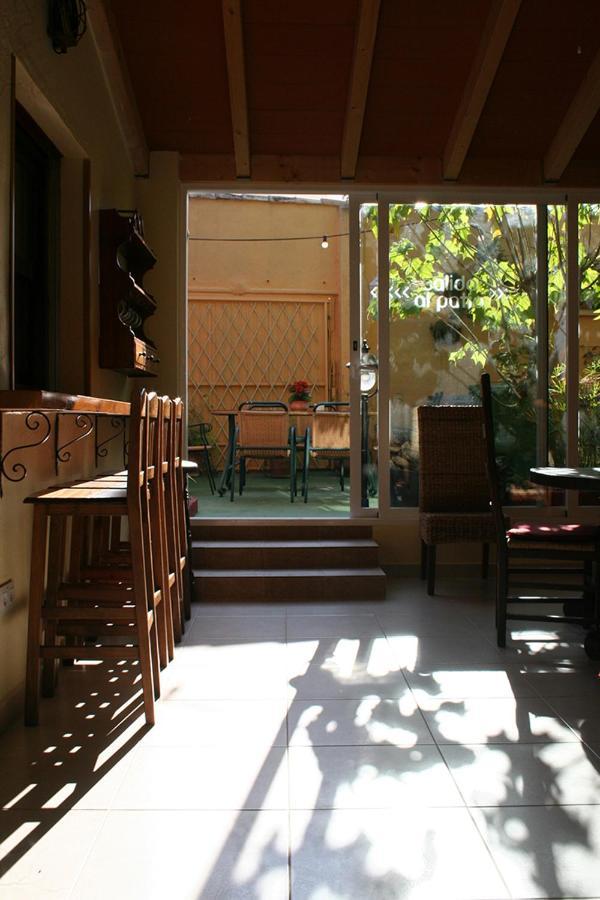Casa Antiquary Hostel Бенитачел Екстериор снимка