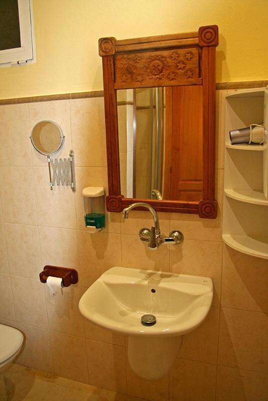 Casa Antiquary Hostel Бенитачел Екстериор снимка
