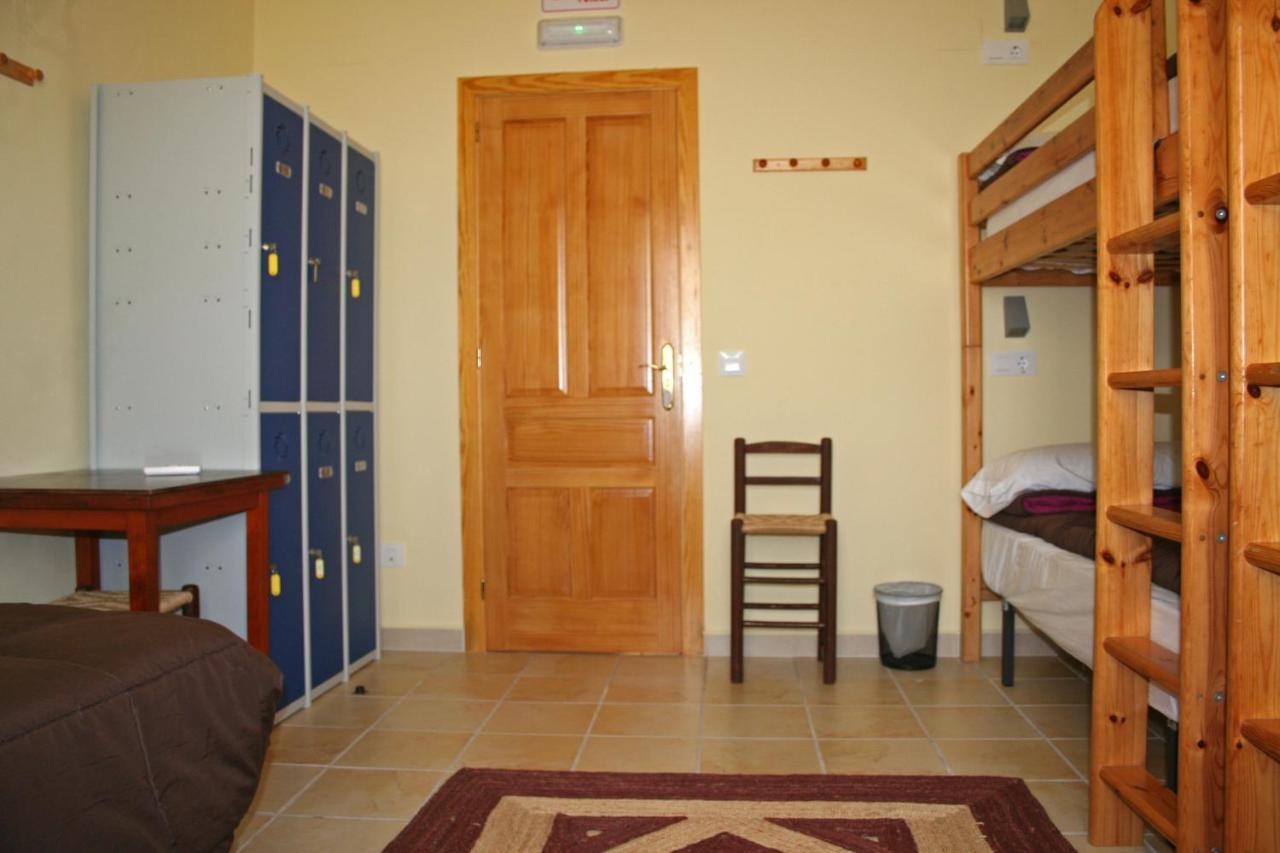 Casa Antiquary Hostel Бенитачел Екстериор снимка