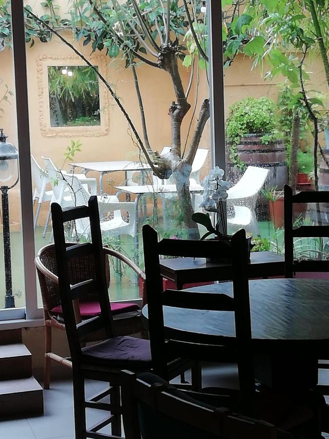Casa Antiquary Hostel Бенитачел Екстериор снимка