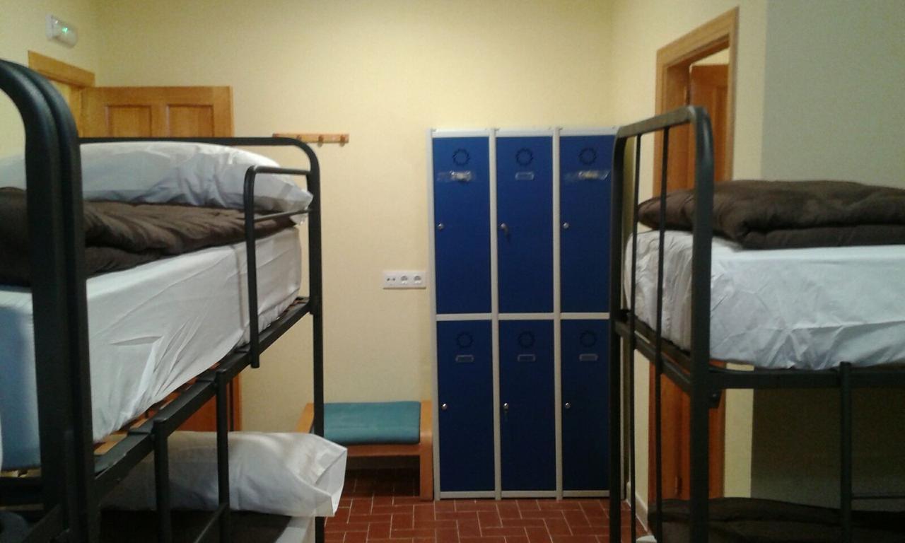 Casa Antiquary Hostel Бенитачел Екстериор снимка