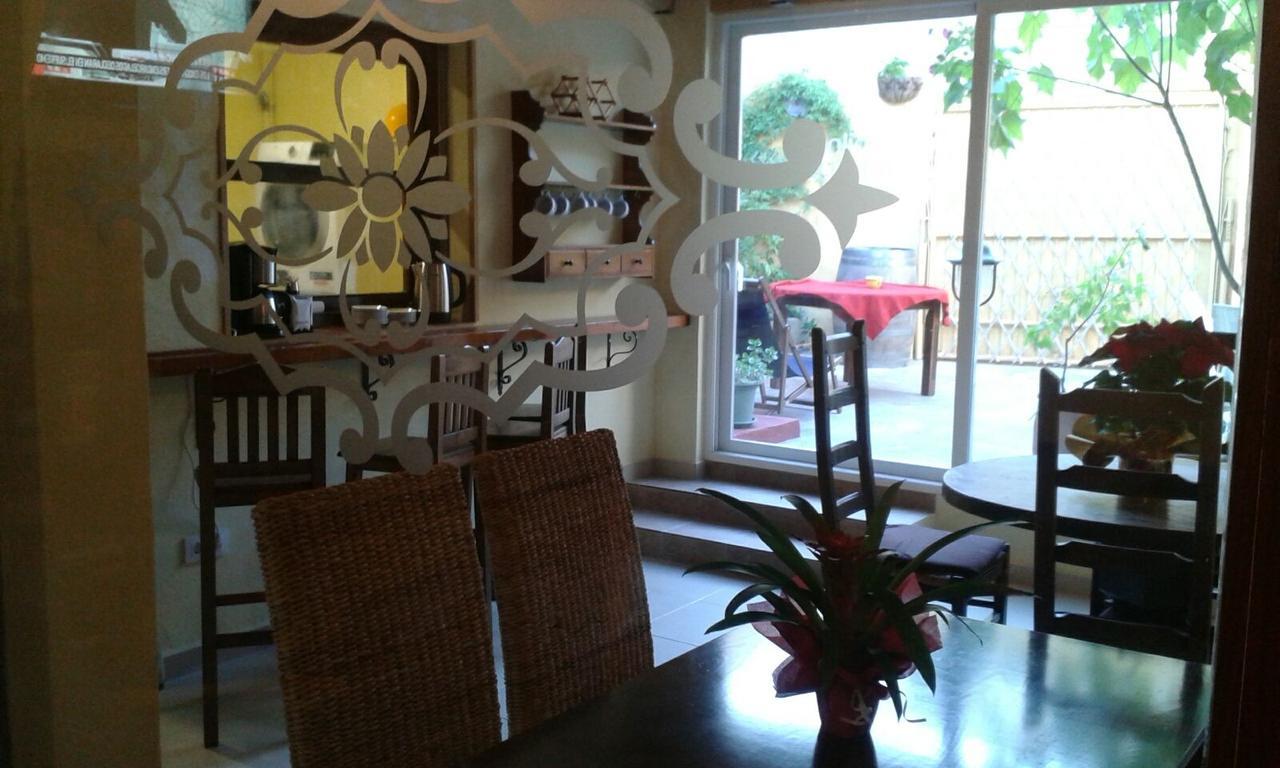 Casa Antiquary Hostel Бенитачел Екстериор снимка