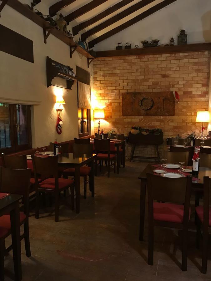 Casa Antiquary Hostel Бенитачел Екстериор снимка