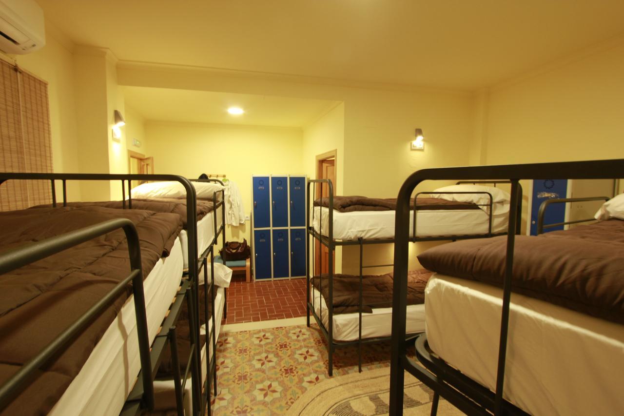 Casa Antiquary Hostel Бенитачел Екстериор снимка